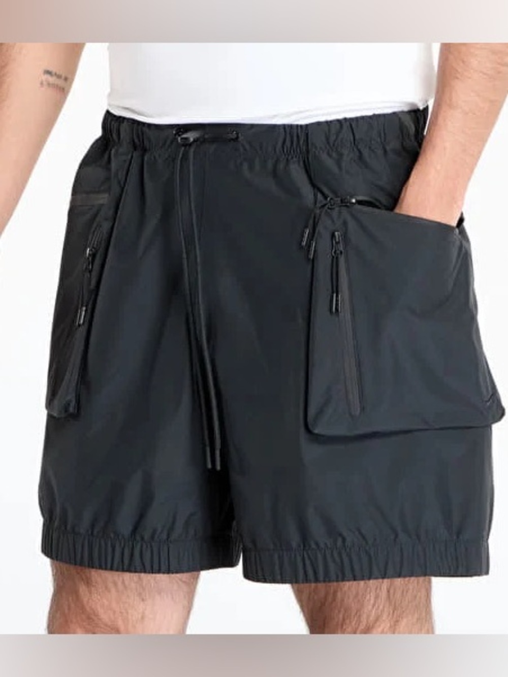 NWT Nike Tech Super Lightweight Cargo Shorts Black HJ2946-010 Mens XS